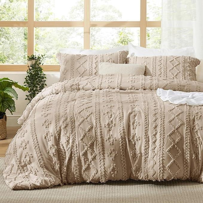 Crywox Luxury Jacquard 4-Piece Bedding Set