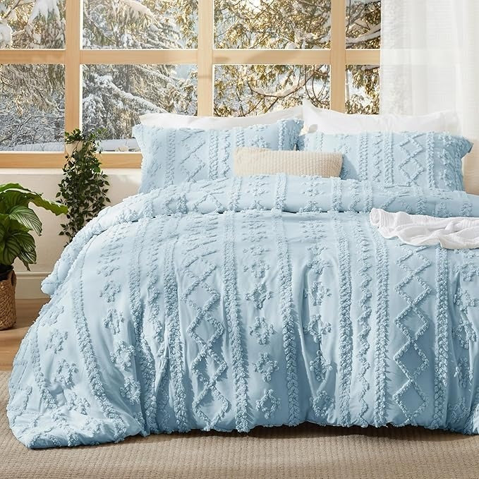 Crywox Luxury Jacquard 4-Piece Bedding Set